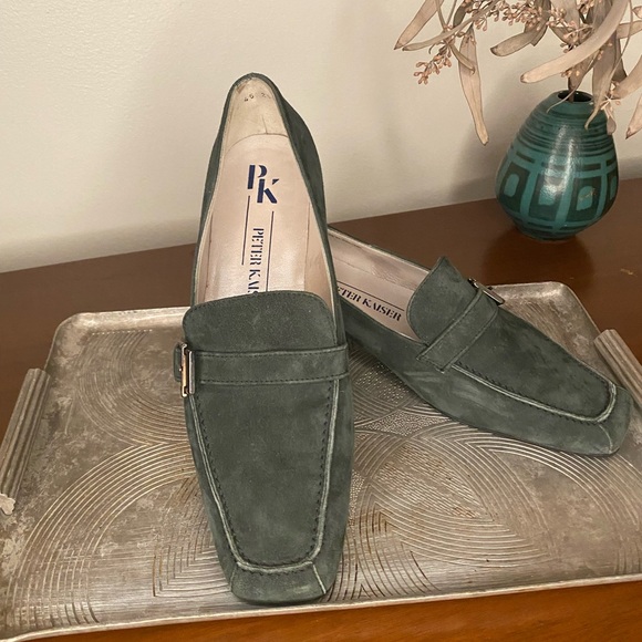 Forrest/ olive green suede loafers - Picture 1 of 9